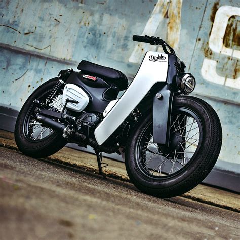Honda Super Cub Retro Bike 2018
