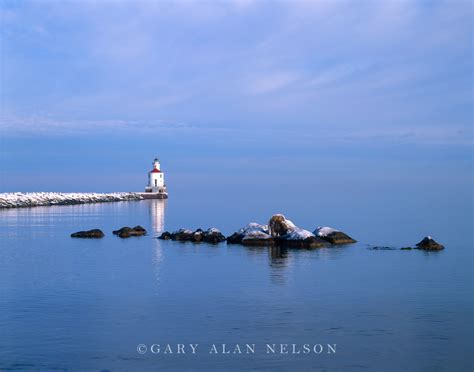 Wisconsin Point Lighthouse | Lake Superior, Wisconsin | Gary Alan ...
