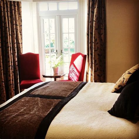 RED KITE HOUSE HOTEL (Burghfield) - Guesthouse Reviews & Photos ...