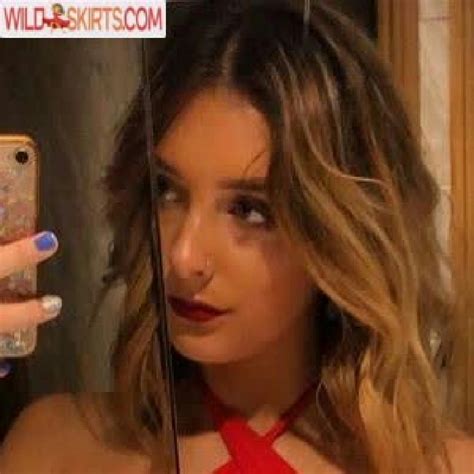 Model Ruby Mae 的图像结果