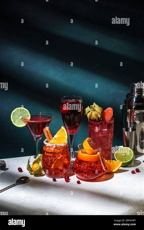 Red cocktails set: kir royale, negroni, boulevardier, cosmopolitan, sea ...