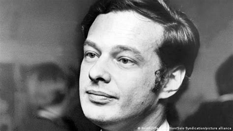 'Love Me Do': How the Beatles' Legendary Career Started | NewsClick