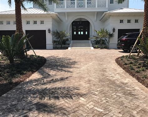 Old Carolina Brick Company Savannah Grey Handmade Brick | Landscape ...