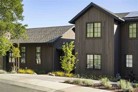 J&J RANCH CREEKSIDE — Left Coast Architecture
