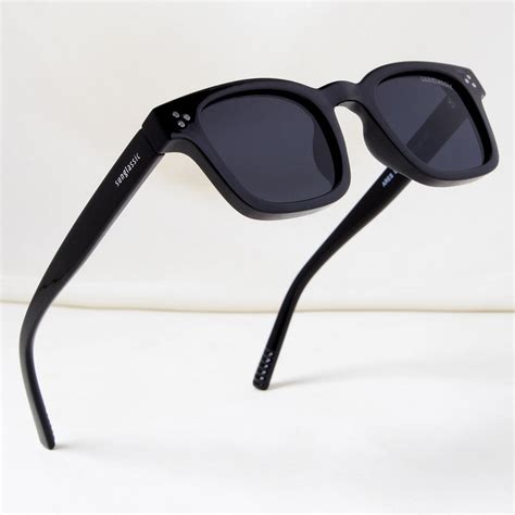 Buy Ares Black Square Sunglasses for Men & Women | Sunglassic