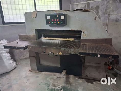Paper cutting machine Paper lining machine Paper pinning machine ...