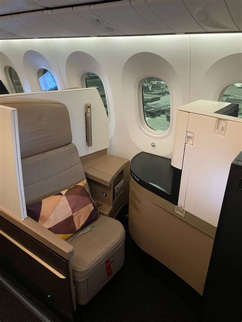 Etihad Airways Business Class 的图像结果