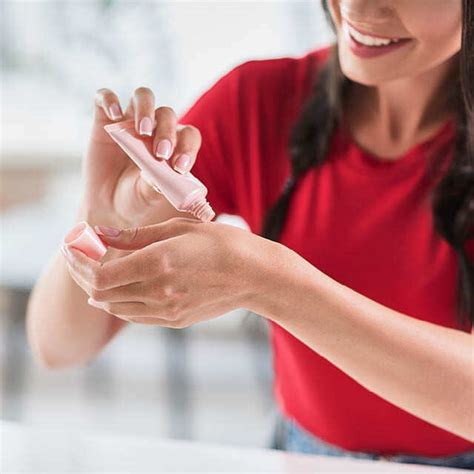 5 Best Creams Your Over-Sanitised Hands Need RN | Femina.in