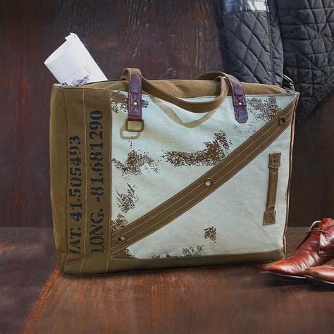 Buy Best Weekender Bags For Men and Women