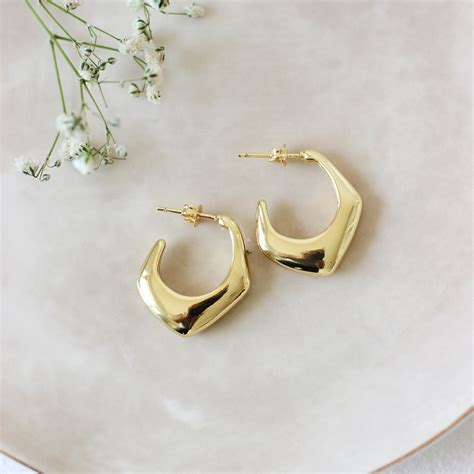Pentagon Gold Hoops – Taurian®