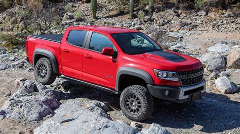 2019 Chevrolet Colorado ZR2 Bison First Drive: Off-Road Ludicrousness ...