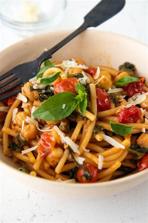 Meghan Markle's Pasta Recipe | Famous One pot Pasta Recipe