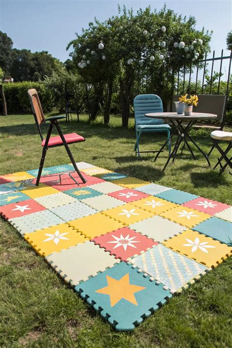 19+ Creative Temporary Patio Ideas on Grass