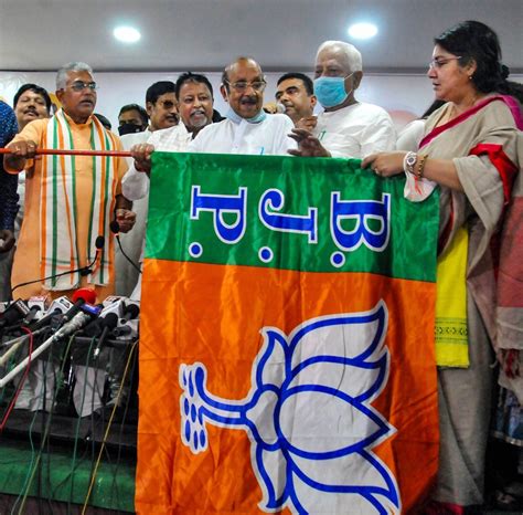 BJP workers oppose party's decision to field former TMC MLA from Singur ...
