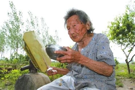 103岁老太每天喝1斤白酒从未喝醉过(图)_科技_腾讯网