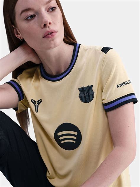 CUSTOM | La Liga Women's away jersey 25/26 FC Barcelona x Kobe Bryant ...