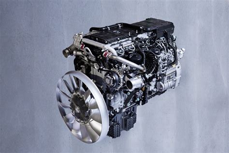 Mercedes-Benz’s new OM 471 truck engine cuts costs and emissions ...