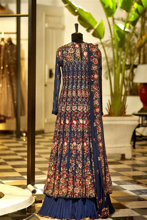 Anarkali Kurta Set in Floral Thread Embroidery – Nakul Sen