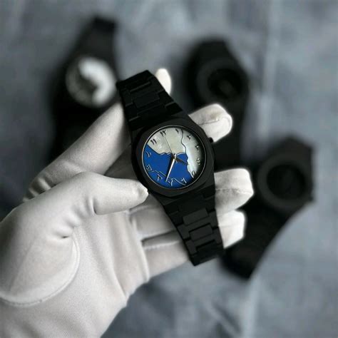 Arabic Aura Quartz Men's Watch | Date Display | Arabic Numerals