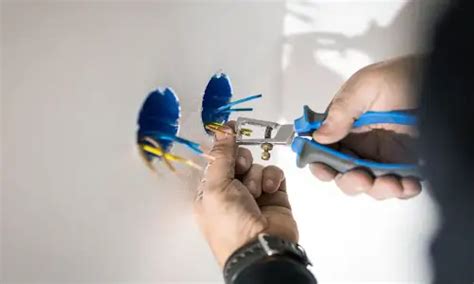 Old Electricity 的图像结果