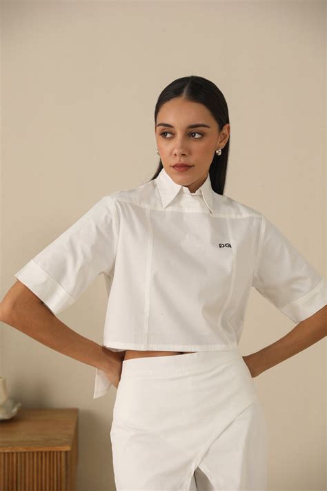 Oversize High/Low Shirt: Effortless Style & Comfort