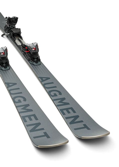 Race Carving – VAN DEER - Red Bull Sports Equipment