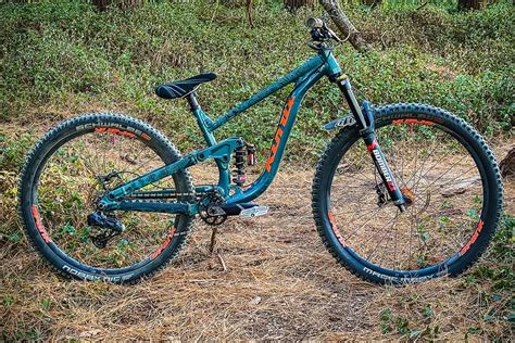 Kona Bikes está en venta