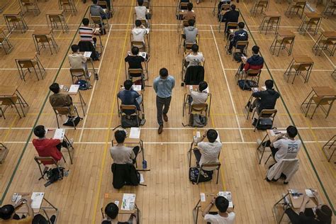 香港高考报名为什么不限户籍？内地学生参加DSE考试有优势吗？