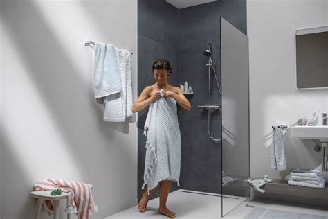 hansgrohe Wallbars: Unica, Shower bar Pulsify S 65 cm with push slider ...