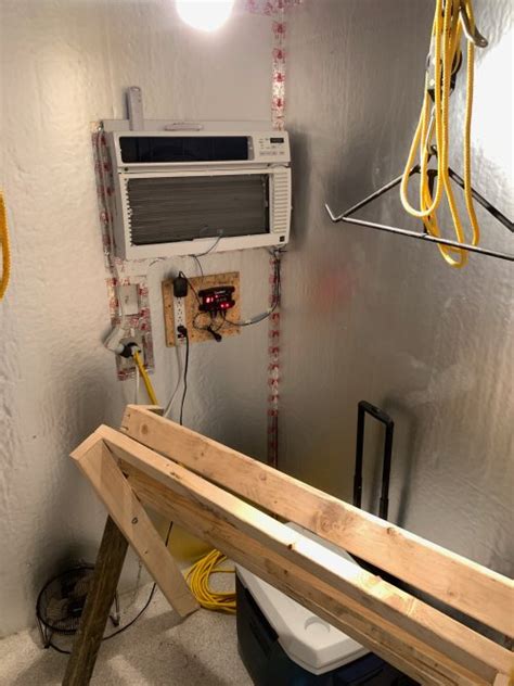 Homemade Walk-In Cooler Design 的图像结果