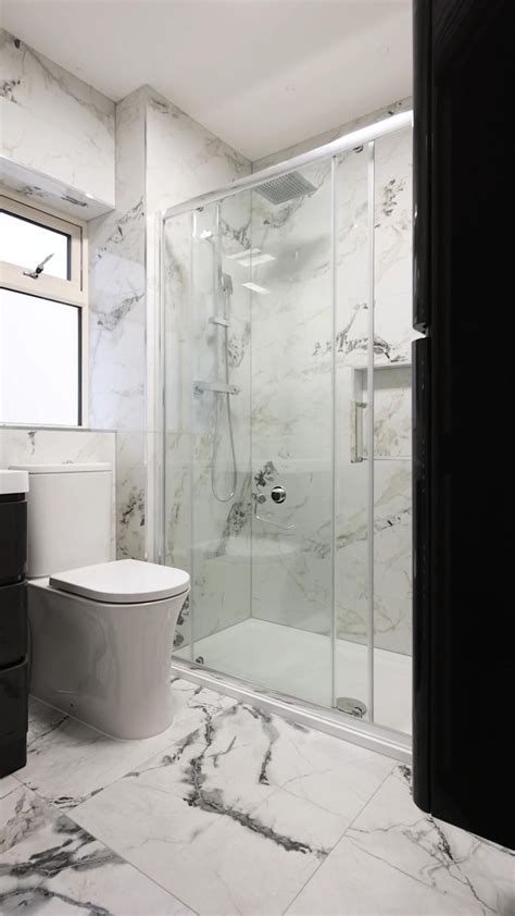 White Bathroom Tiles | Bathroom Tiles Floor Options in 2024 | White ...