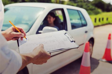 Driving Knowledge Test Practice 的图像结果