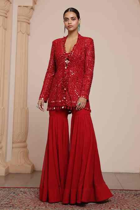 Arpita Mehta | Designer Sarees, Gowns, Lehengas | Aza Fashions