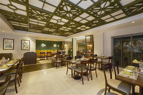 PAVILLION AT ABAD FORT, Kochi (Cochin) - Menu, Prices & Restaurant ...