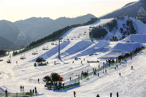北京周边适合冬季的团建方案-有山团建