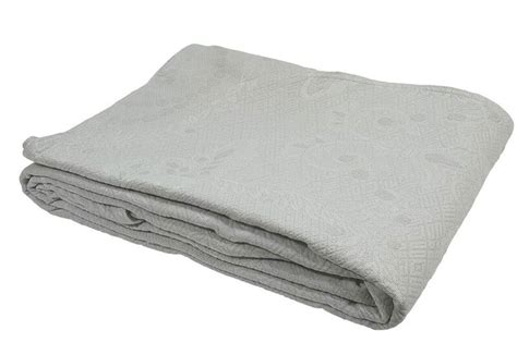 Buy Full Bedspread 96 x 110 , Dove : Europa Fine Linens Kensington Rose ...