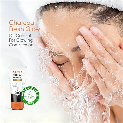 Buy Best Bright Glow Serum Face Wash with Vitamin C Serum & Charcoal ...