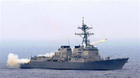 港媒：美军称“杜威”号驱逐舰本月22日曾穿越台海_凤凰网