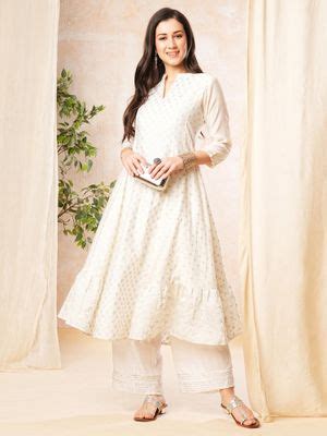 Buy Globus Women Off White Mandarin Collar Sequinned Silver Foil Print ...