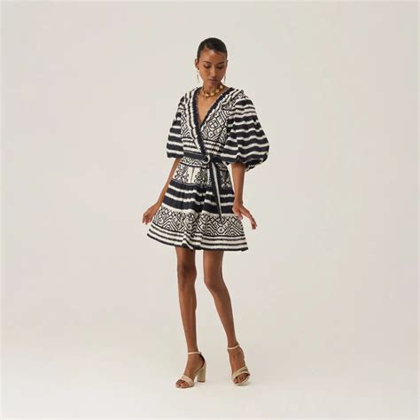 Women's Modern Clothing for a Life in Motion – SiSa