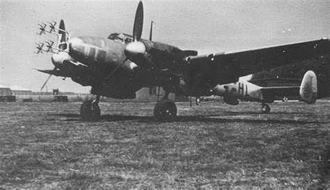 Sd.Kfz.251/20 Equipped with an infrared irradiation lamp known as Uhu ...