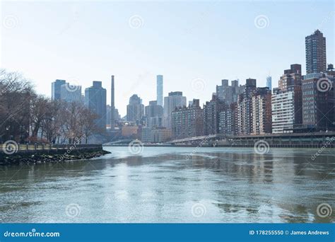 The East River between Roosevelt Island and the Upper East Side of New ...