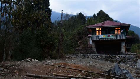 Khecheopalri Lake: A 2025 Guide To This Mystical Lake In Sikkim