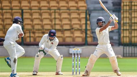 Ranji Trophy | Twitter in awe as Praveen hits top of off with peach to ...