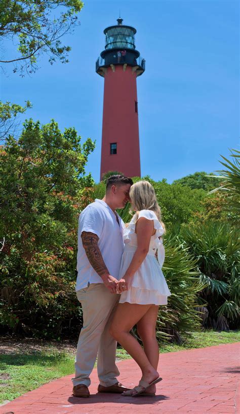 Alexa Jaloski and Joe Diaz's Wedding Website