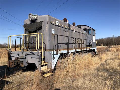 EMD SW1200 Locomotive 的图像结果