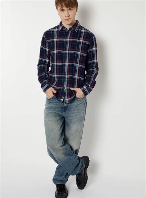 Buy Men Checked Regular Fit Shirt Online at just Rs. 1049.0 ...