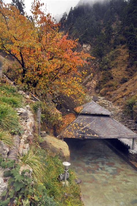 海螺沟冰川温泉度假村—度假疗养胜地-西行海螺沟