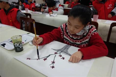 我校与安阳博物馆联合举办中国画体验活动-安阳工学院
