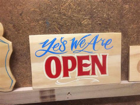 Produce Open Sign 的图像结果